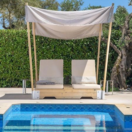 Dareia Suites Planos  Luaran gambar