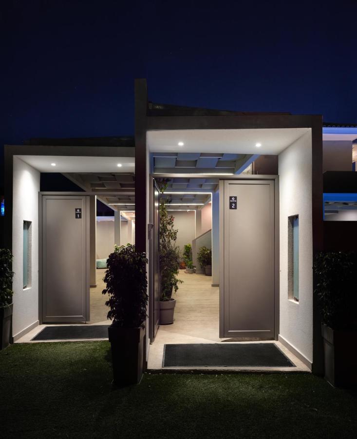 Dareia Suites Planos  Luaran gambar