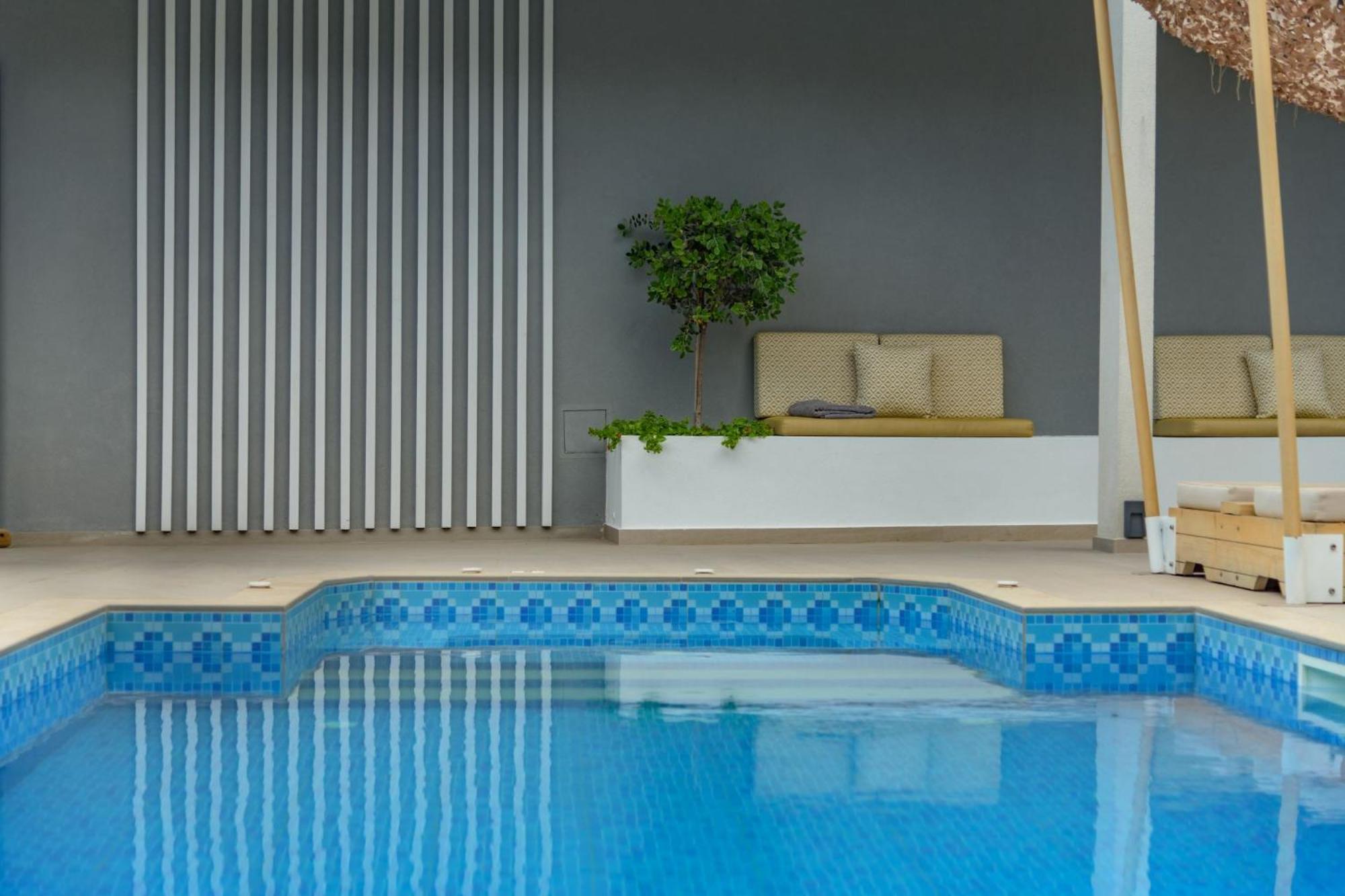 Dareia Suites Planos  Luaran gambar