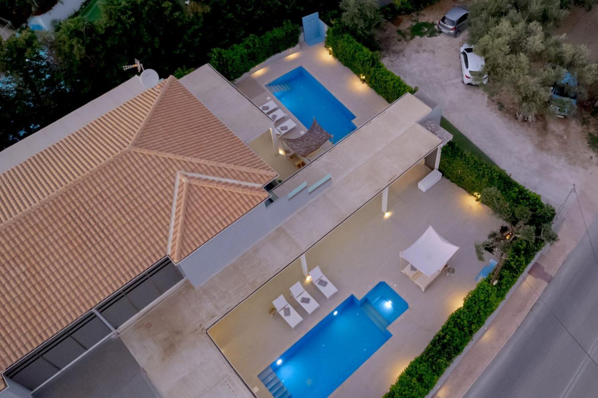 Dareia Suites Planos  Luaran gambar