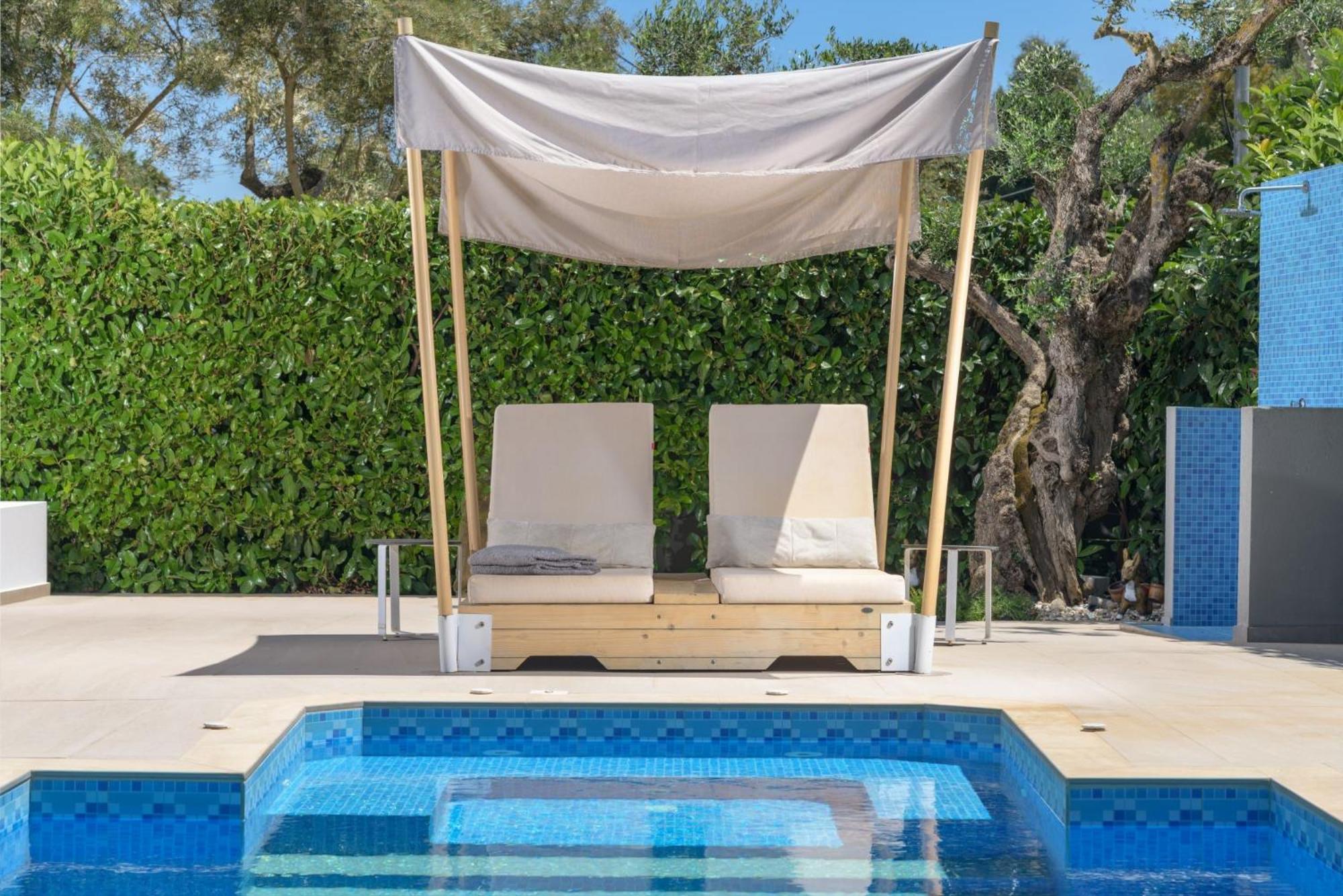 Dareia Suites Planos  Luaran gambar